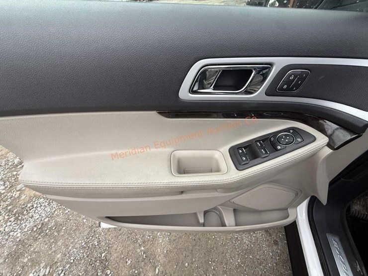 ford-explorer-limited-image-52