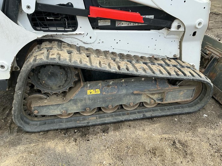 2024-bobcat-t770-image-59