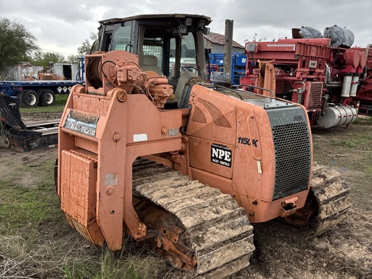 2007-case-1150k-image-1