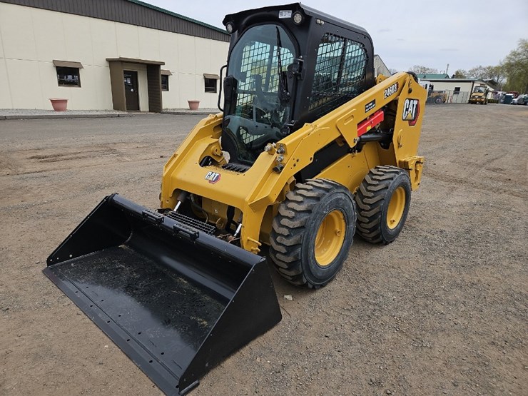 2022-caterpillar-246d3-image-1