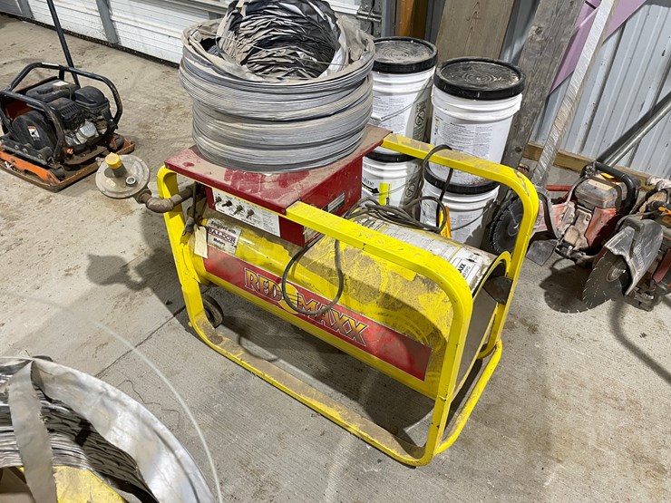 #5012-•-red-maxx-rm400dfg-propane-jobsite-heater-image-1