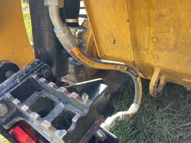 caterpillar-216b-image-17