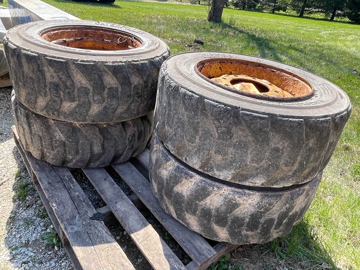 #7457-•-cat-tires-and-rims-image-1
