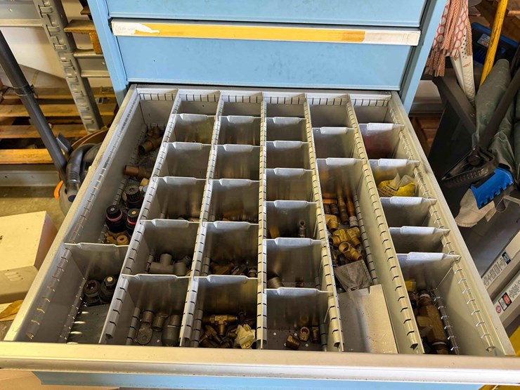 metal-drawer-cabinet-w/-misc.-hardware-image-7