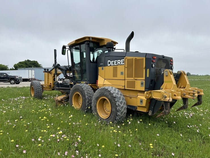 2018-deere-770g-image-6