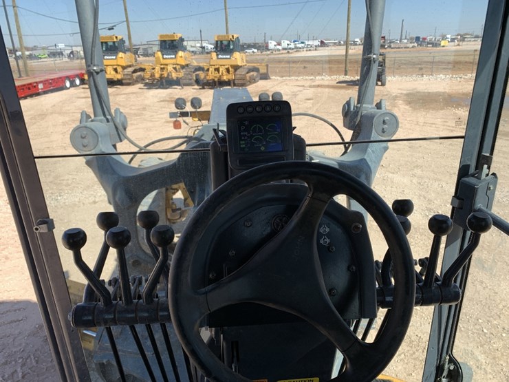 2016-deere-770g-image-7