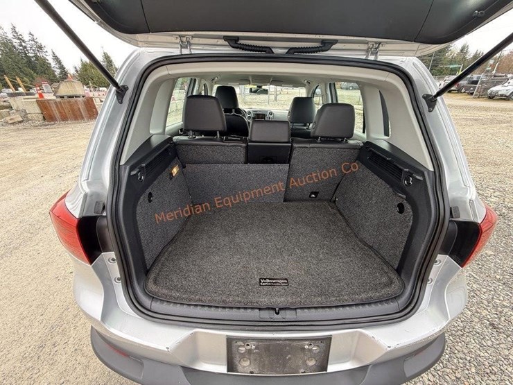 2016-volkswagen-tiguan-image-18