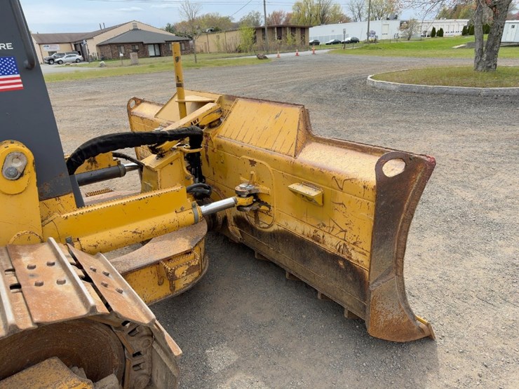 2002-deere-700h-xlt-image-12