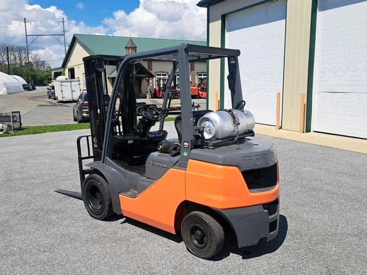 2020-toyota-8fgu25-image-3