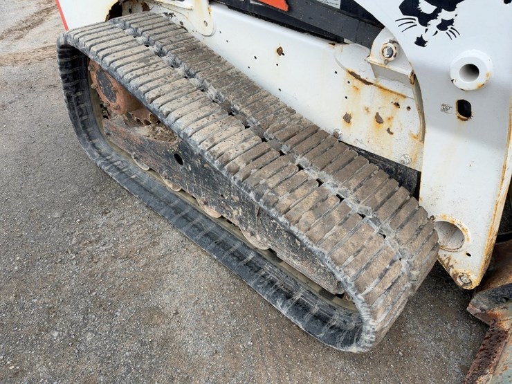 2013-bobcat-t650-image-11