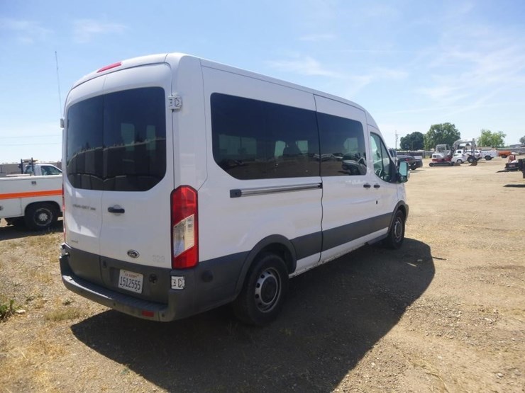 2017-ford-transit-image-4