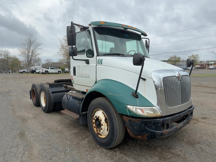 2005-international-8600-image-7