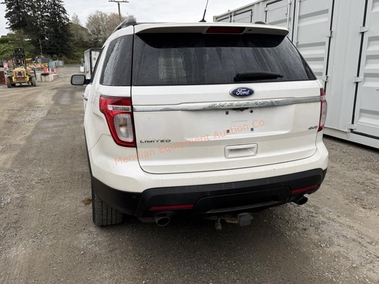 ford-explorer-limited-image-4