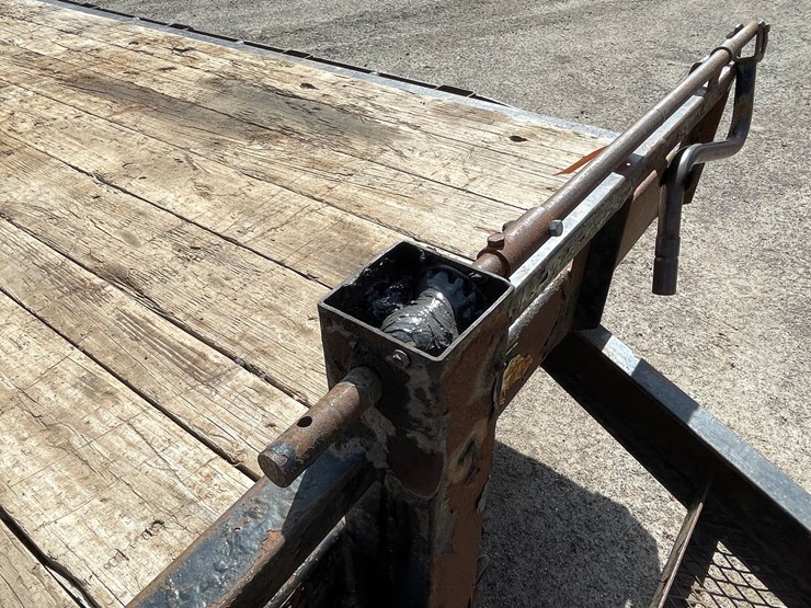 2016-pj-flatbed-image-49