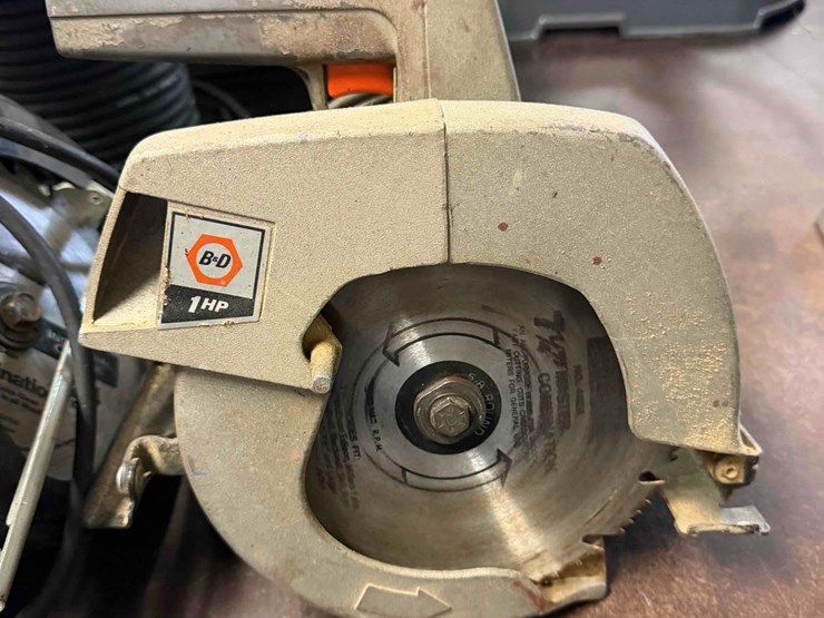 skil-saws-(2)-image-3