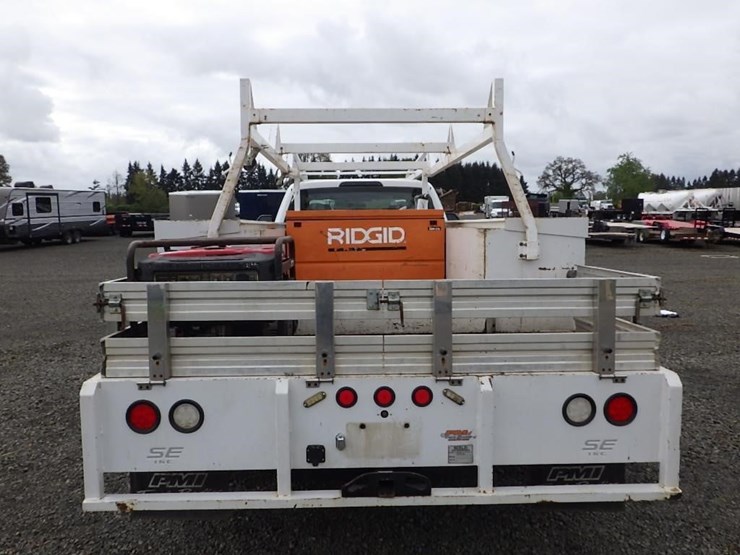 2020-ford-f550-image-6
