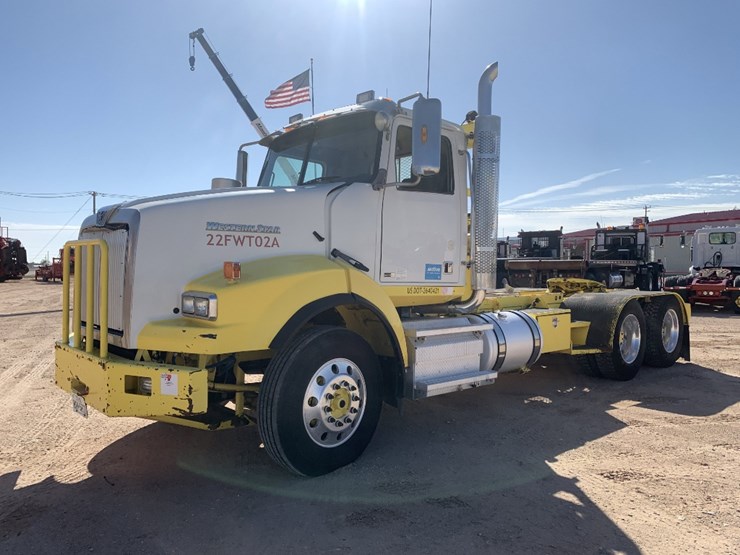 2012-western-star-4900-image-2