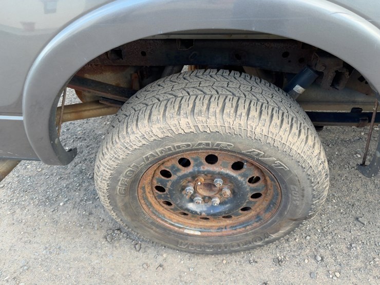 2012-ford-f150-lariat-image-9