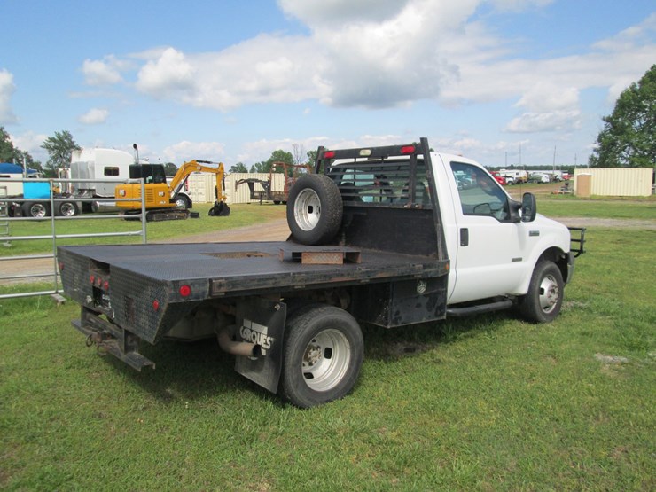 2006-ford-f350-image-3