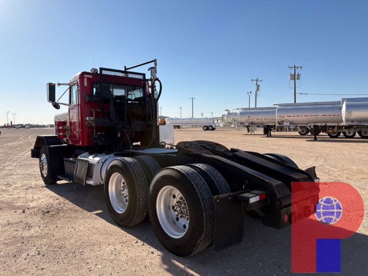 1998-peterbilt-357-image-6