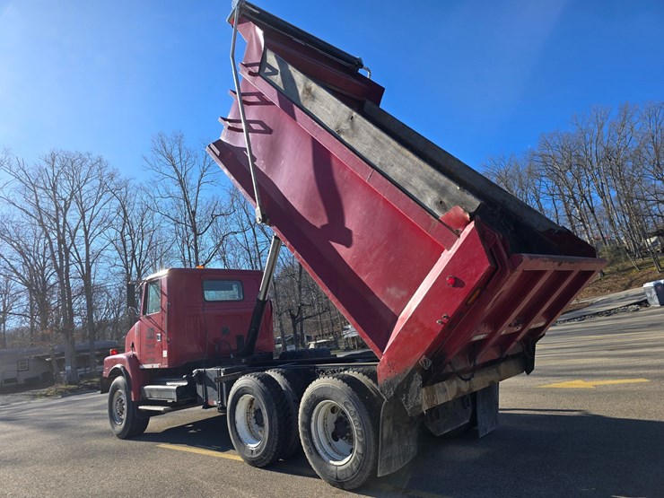 1999-cummins-m11-image-36