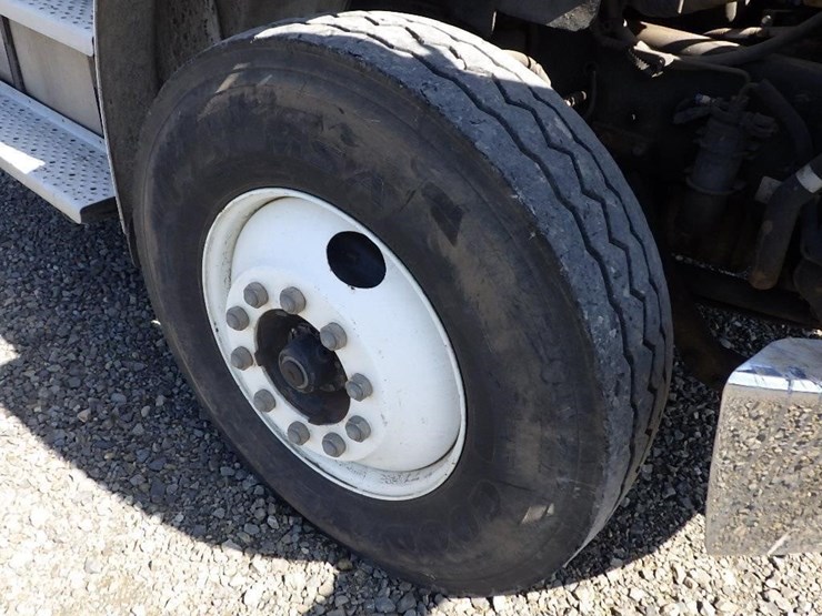 2005-utility-combo-image-35