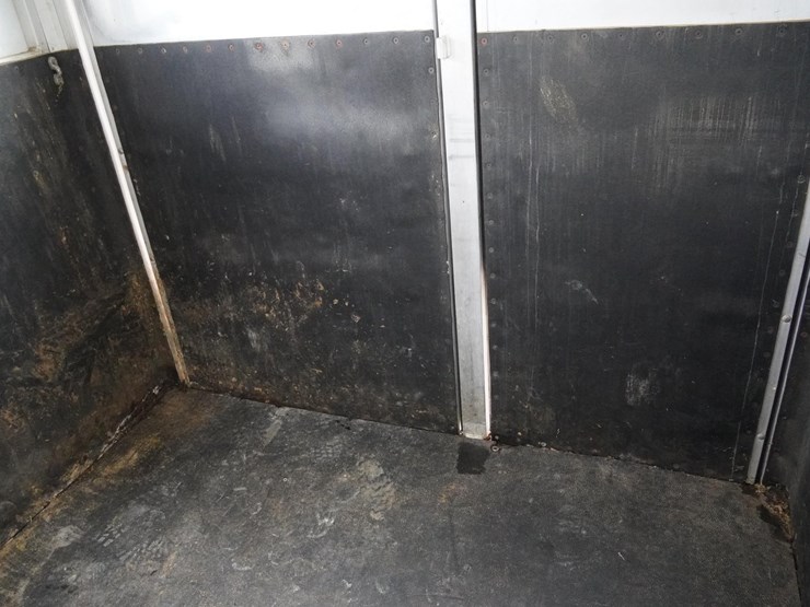 #142-•-1999-exiss-3-slant-aluminum-6-horse-capacity-trailer-image-67