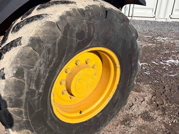 case-570l-xt-image-8