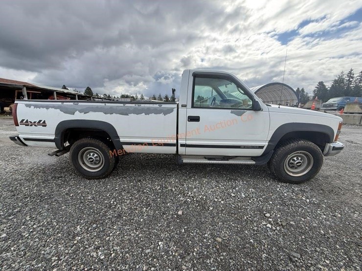 1995-chevrolet-gmt400-image-9