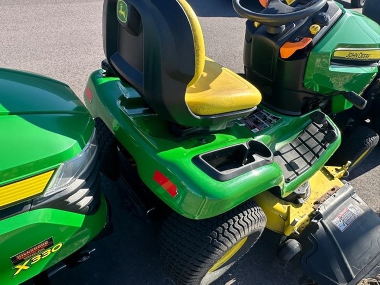 2019-john-deere-x350-image-6
