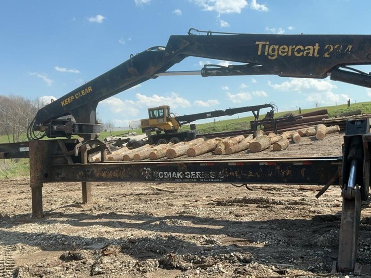2010-tigercat-234-image-8