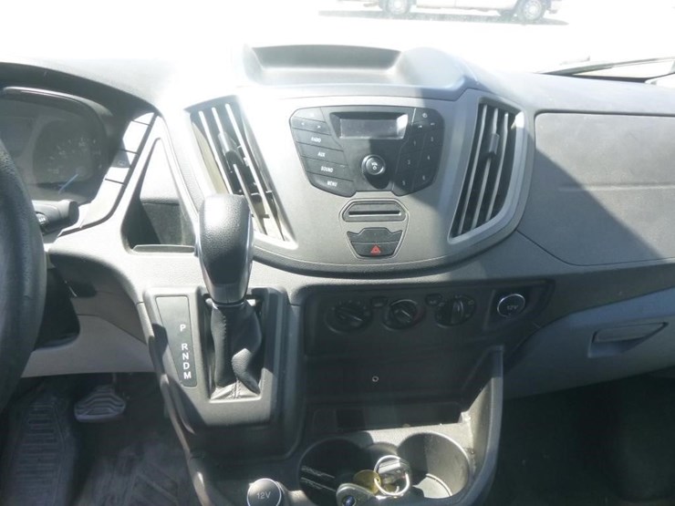 2017-ford-transit-image-10