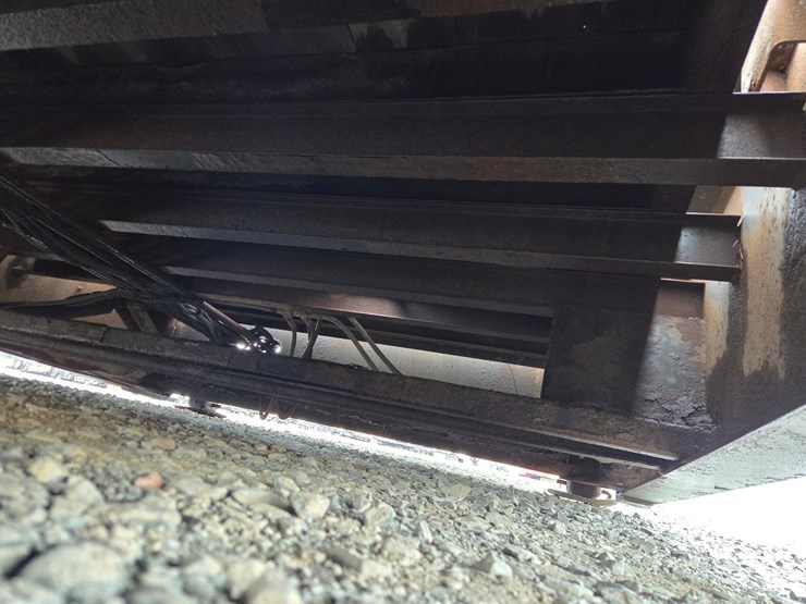 2006-trail-eze-te-70-ht-image-45