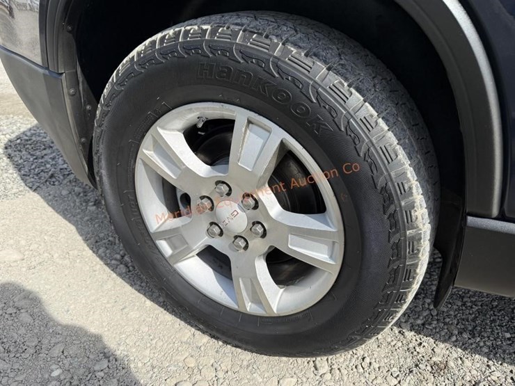 2016-gmc-acadia-slt-image-11