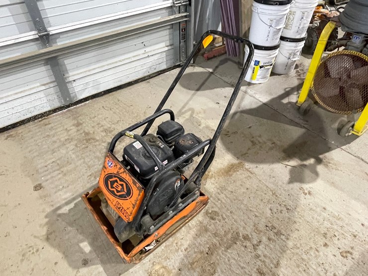 #5013-•-mbw-gp2000-gas-powered-plate-compactor-image-1
