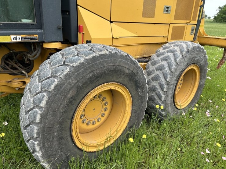 2018-deere-770g-image-10