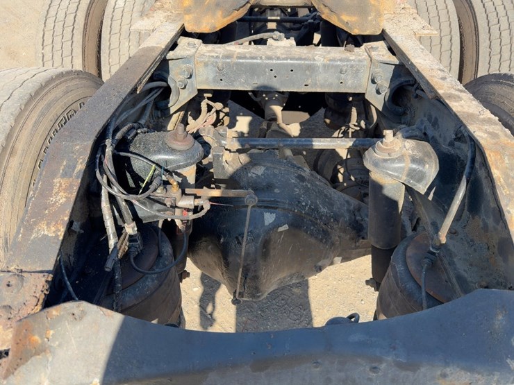 2007-peterbilt-378-image-18