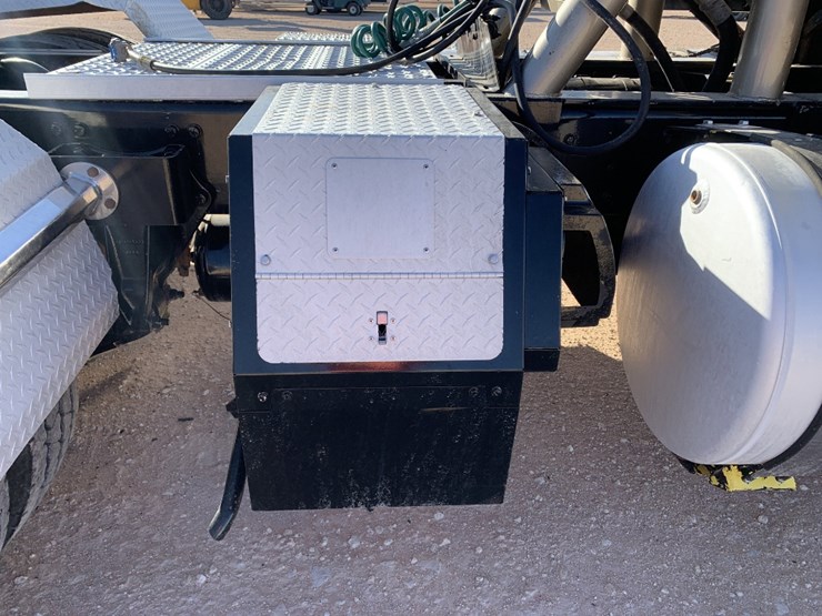 2012-western-star-4900-image-9