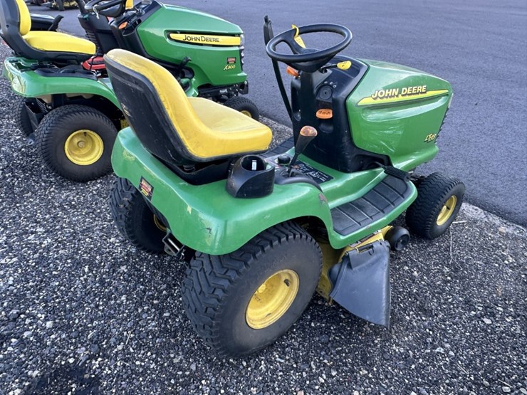 john-deere-lt133-image-3