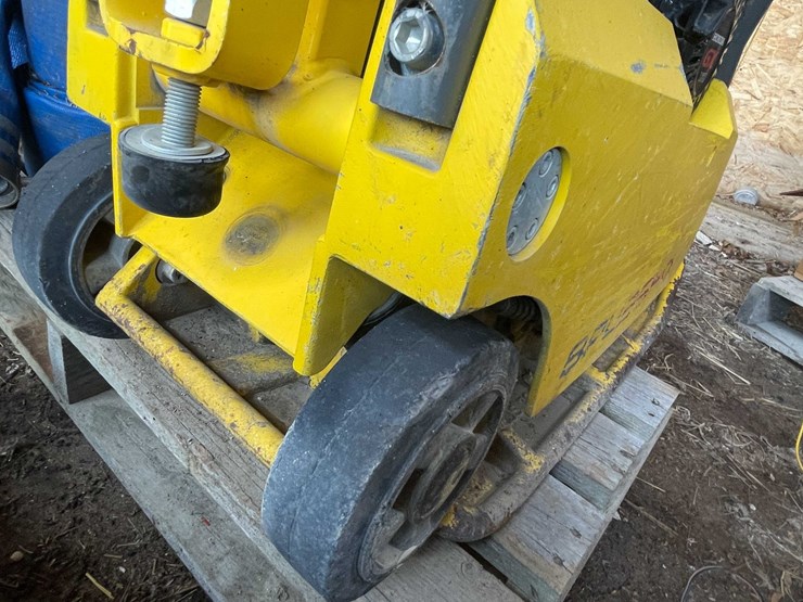 #7411-•-wacker-neuson-plate-compactor-image-9