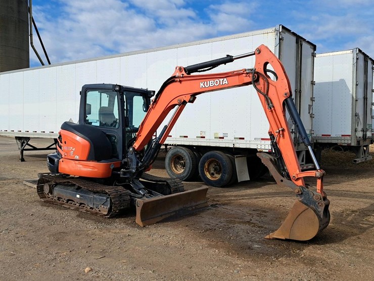 2016-kubota-kx057-4-image-8