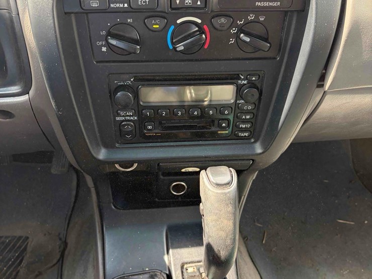 2001-toyota-4-runner-image-11