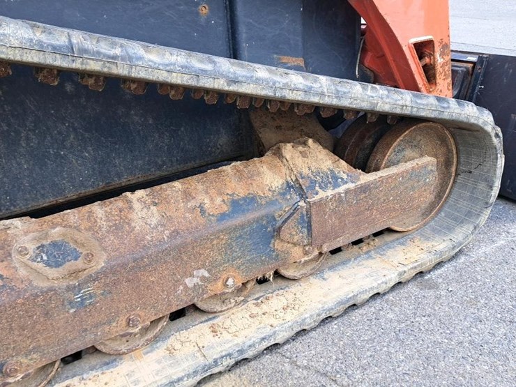 2019-kubota-svl95-2s-image-25