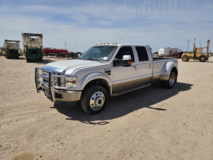 2010-ford-f450-image-1