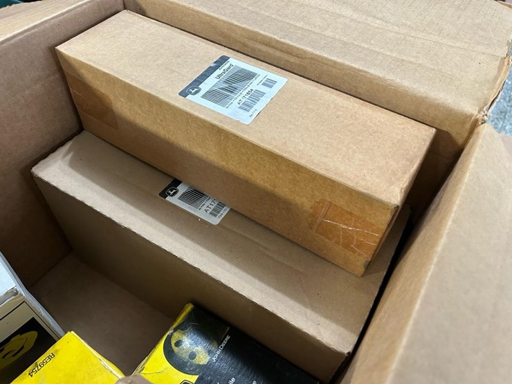 2006-john-deere-6403-image-56