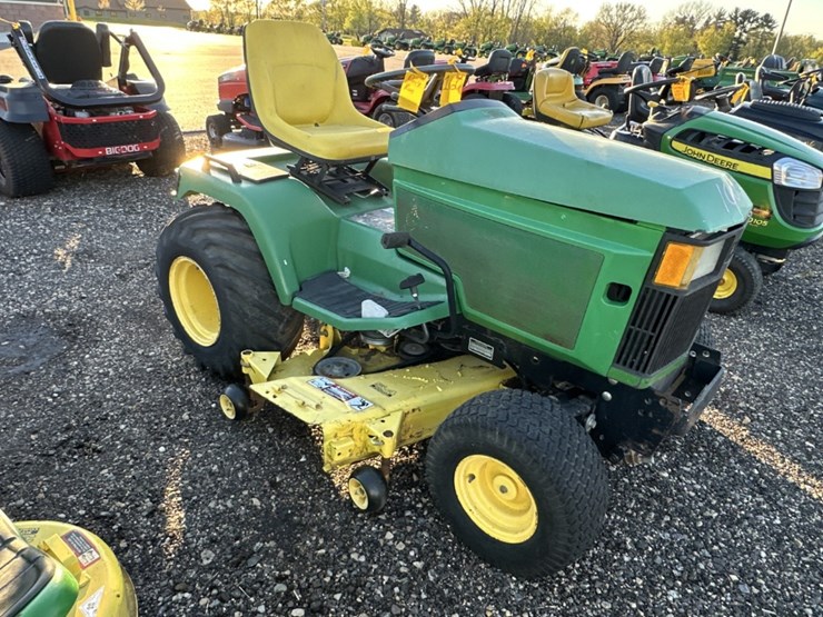 john-deere-445-image-4
