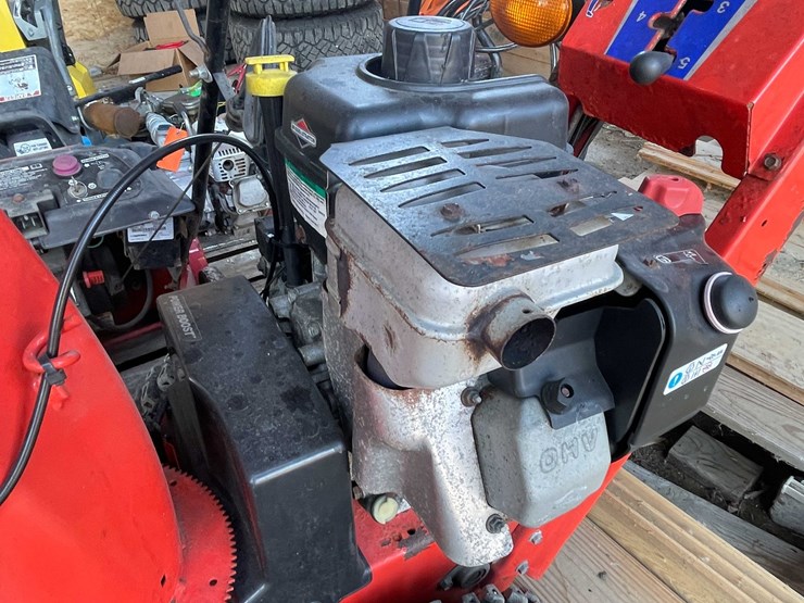 #7414-•-simplicity-signature-pro-1524-p-snowblower-image-10