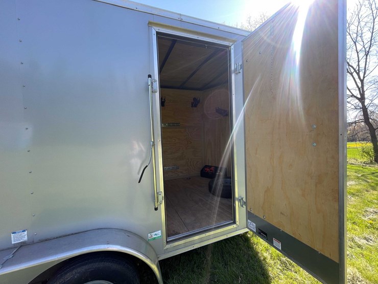 #7150-•-2020-continental-cargo-enclosed-trailer-image-28