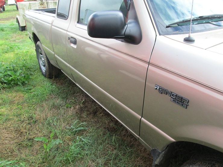 2002-ford-ranger-xlt-image-12