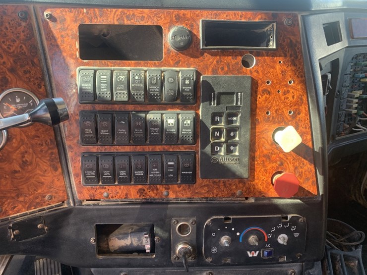 2012-western-star-4900-image-13